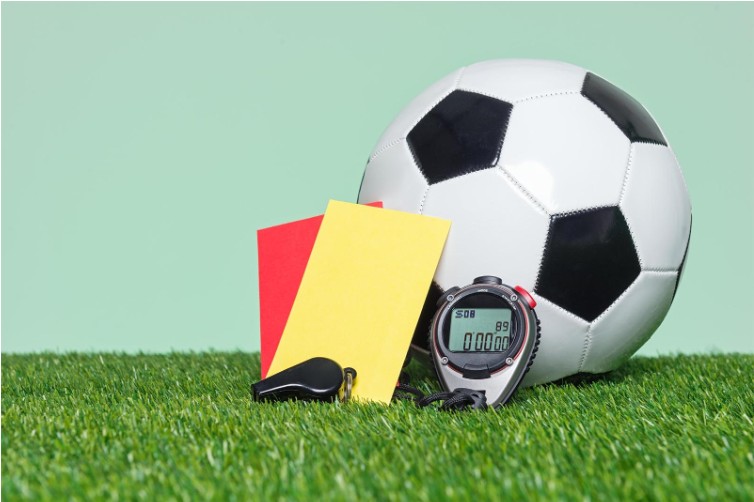 How to Accurately Calculate Card Betting Odds in Football
